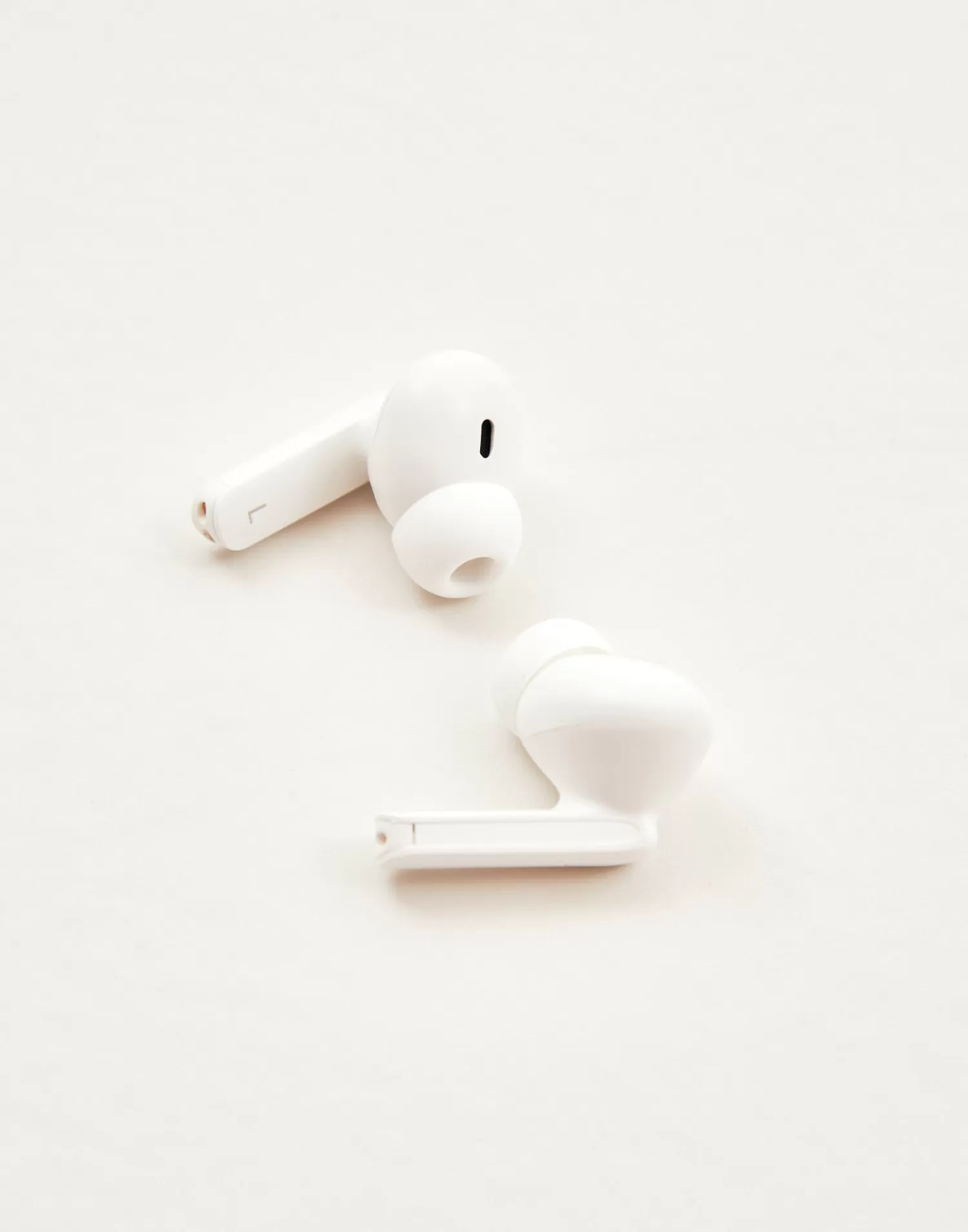 Natura Selection Airpods Corcho